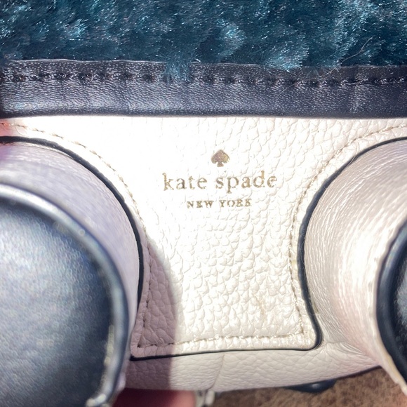 Kate Spade (RARE) Cute Dog-Shaped Handbag with Black Strap - Picture 5 of 11